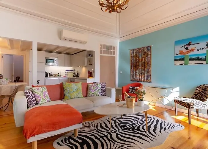 Guestready - Elegant River View Duplex In Belem * Lisbon