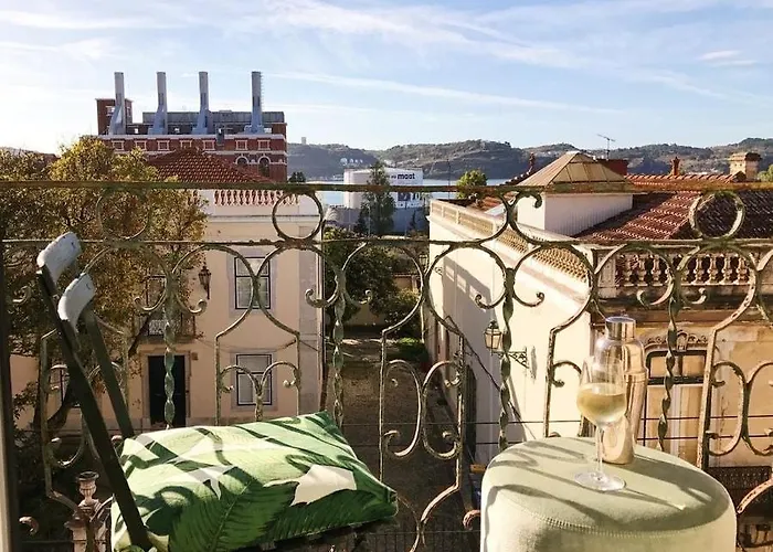 Guestready - Elegant River View Duplex In Belem *