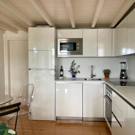 Guestready - Elegant River View Duplex In Belem * リスボン